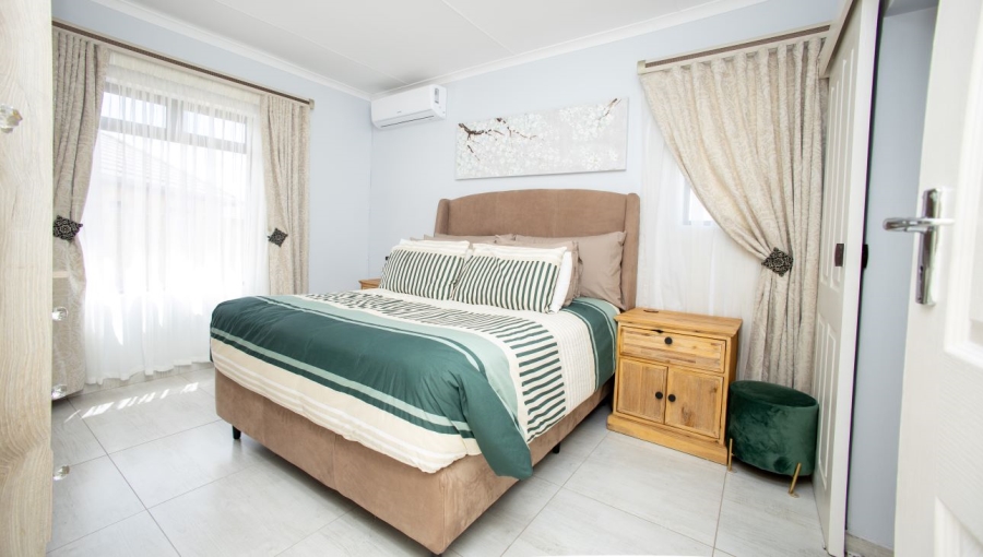 3 Bedroom Property for Sale in Kidds Beach Eastern Cape